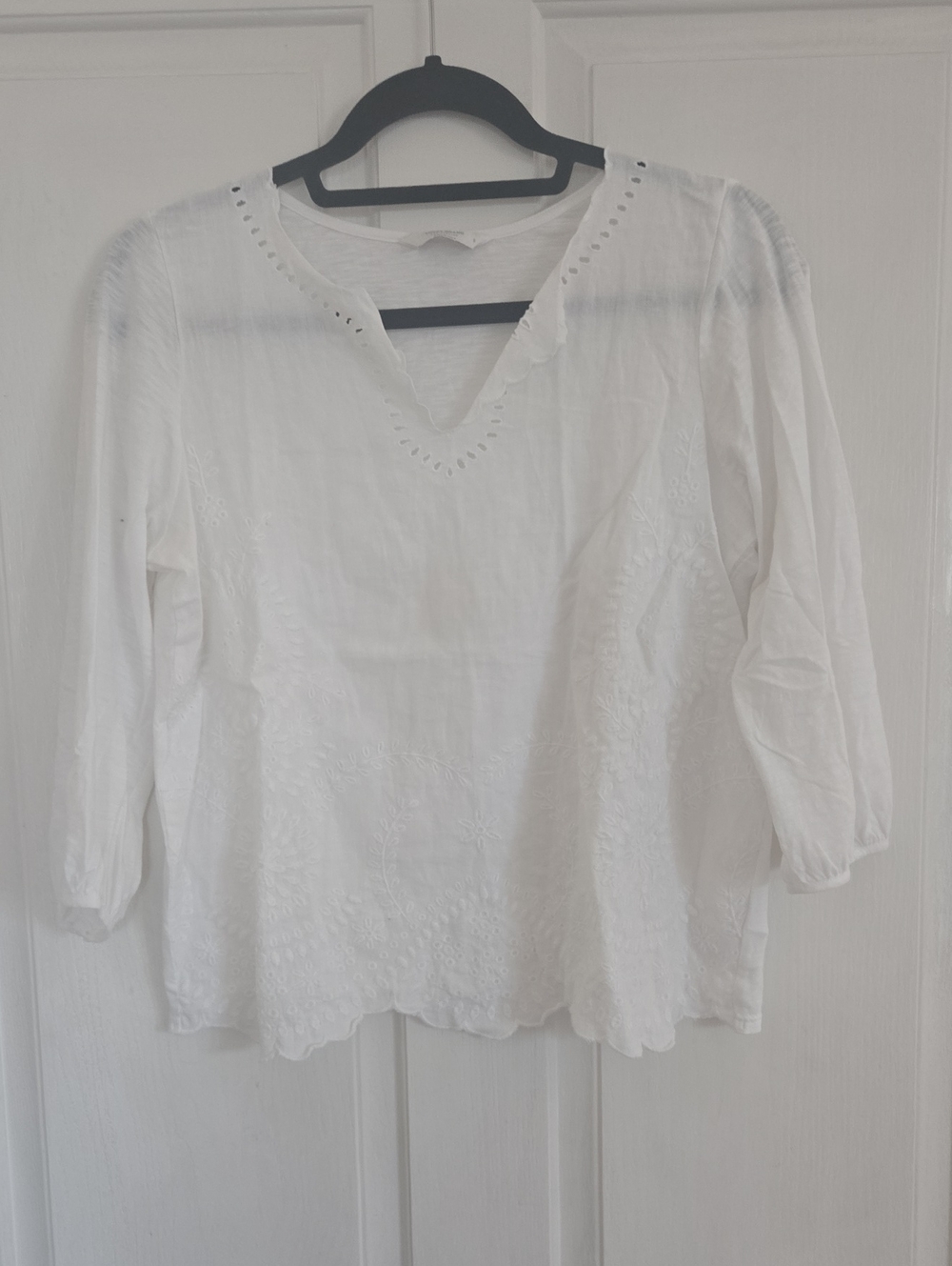 Lucky Brand White Embroidered V-Neck Tunic